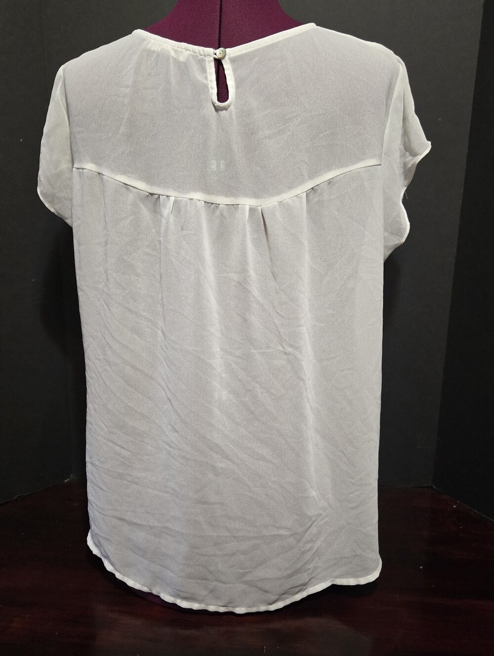 Blue and white Embroidered BOHO flowy bohemian top cap sleeve - Picture 5 of 8